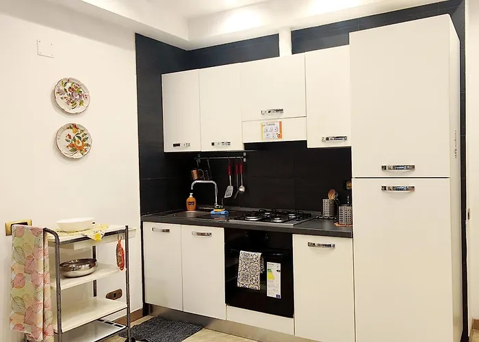 For - - Metro B Apartmán